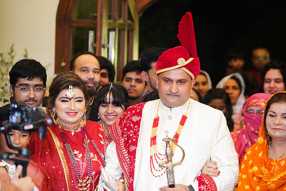 Rashid & Amina Barat 00181