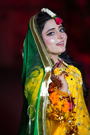 Ehtasham & Amna Mehndi  00025