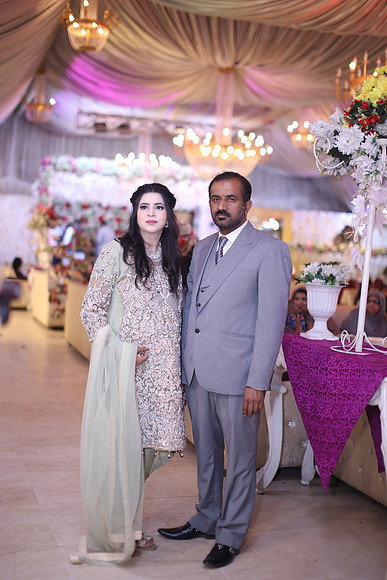 Walima Wedding Photographed by Fatima Studio 00196
