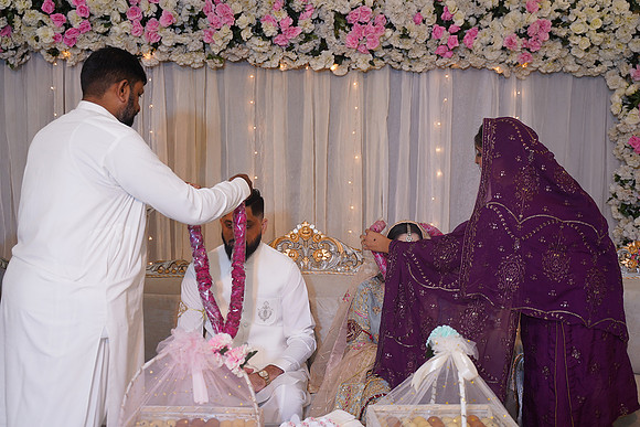 Hassan & Rahila Baat Pakki 00482
