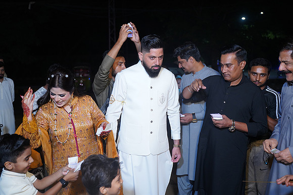 Hassan & Rahila Baat Pakki 00161