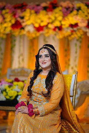 Iqra & Touqeer Mehndi 00033