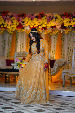 Iqra & Touqeer Mehndi 00013