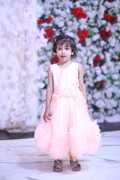 Walima Wedding Photographed by Fatima Studio 00015