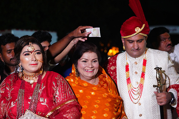 Rashid & Amina Barat 00163