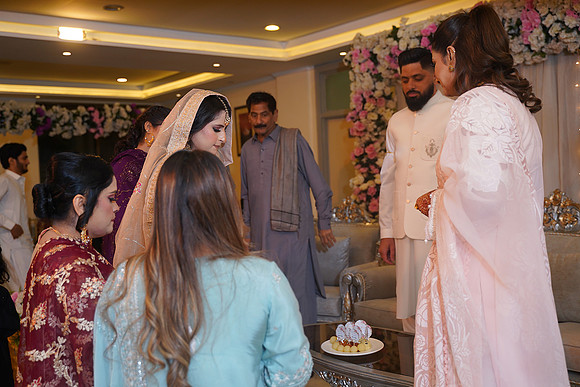 Hassan & Rahila Baat Pakki 00450