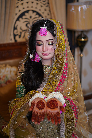 Maryam & Sultan Mehndi 00075