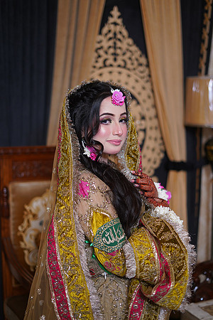Maryam & Sultan Mehndi 00071