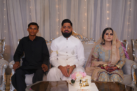 Hassan & Rahila Baat Pakki 00573