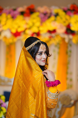 Iqra & Touqeer Mehndi 00023