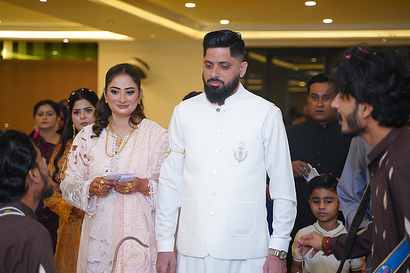 Hassan & Rahila Baat Pakki 00199