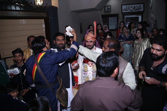 Barat Wedding Photographed by Fatima Studio 00190