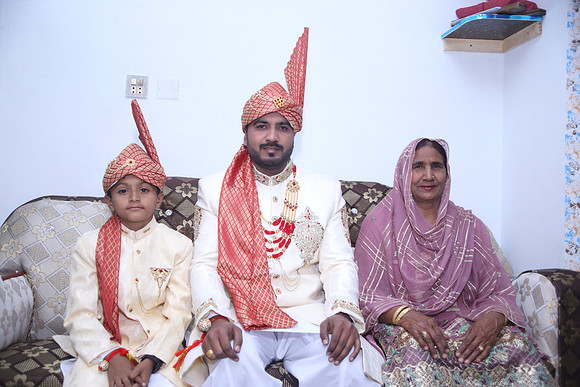 Barat Wedding Photographed by Fatima Studio 00008