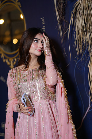 Haniya & Abid Walima 00274