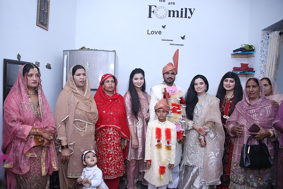 Barat Wedding Photographed by Fatima Studio 00124