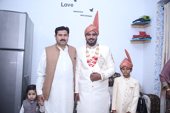 Barat Wedding Photographed by Fatima Studio 00029