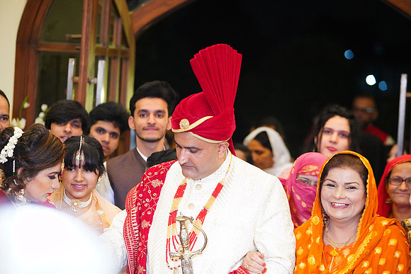 Rashid & Amina Barat 00176