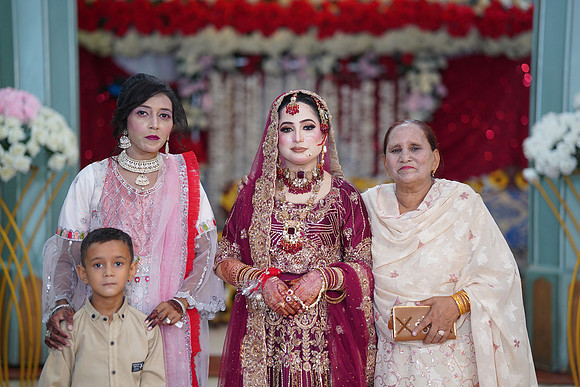 Maryam & Sultan Barat 00286