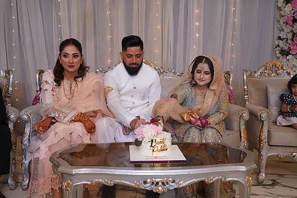 Hassan & Rahila Baat Pakki 00559