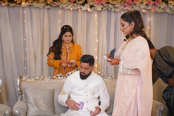 Hassan & Rahila Baat Pakki 00226