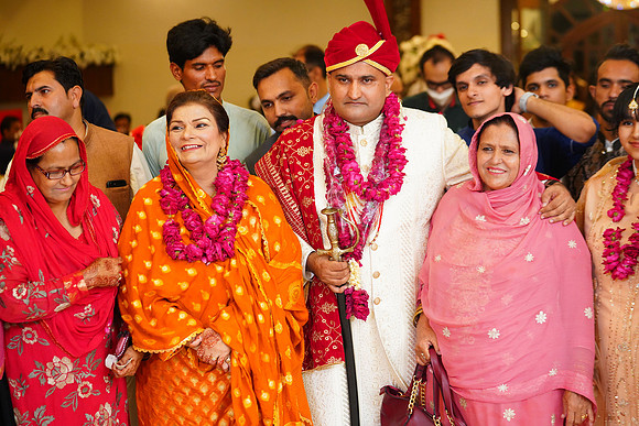 Rashid & Amina Barat 00190