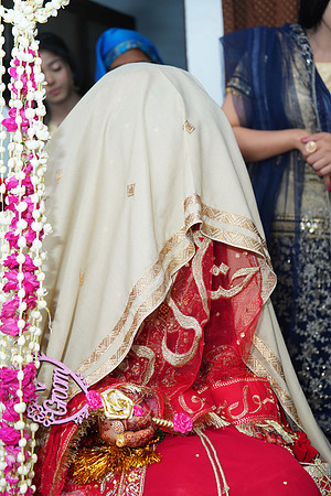 Ehtasham & Amna Barat  00199
