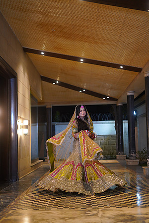 Maryam & Sultan Mehndi 00175