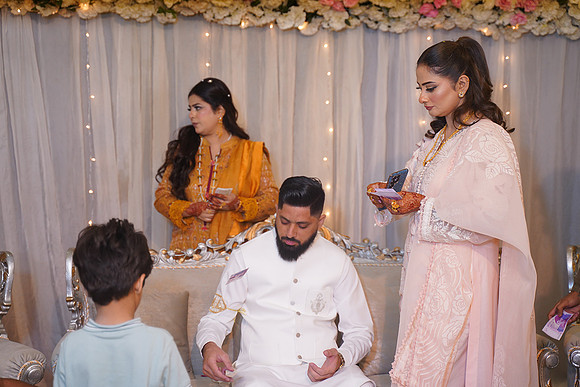 Hassan & Rahila Baat Pakki 00227