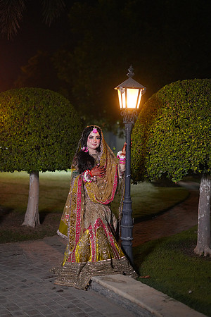 Maryam & Sultan Mehndi 00240