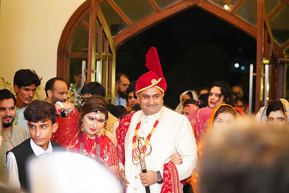 Rashid & Amina Barat 00175