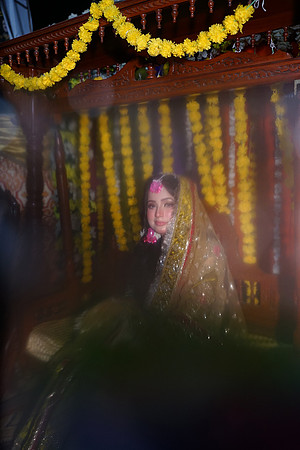 Maryam & Sultan Mehndi 00091