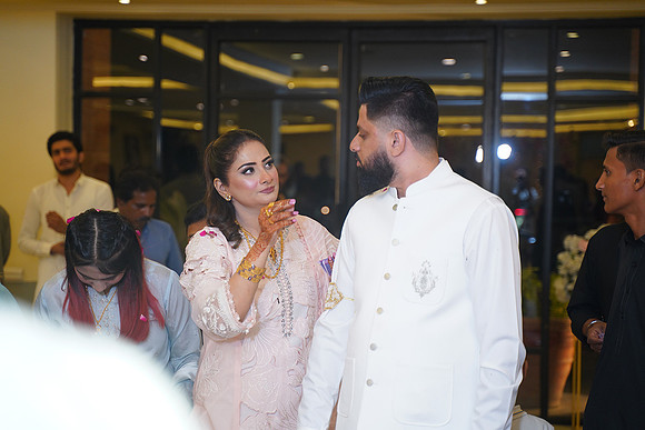 Hassan & Rahila Baat Pakki 00192