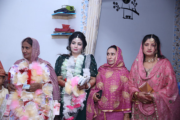 Barat Wedding Photographed by Fatima Studio 00077