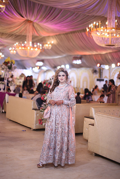 Walima Wedding Photographed by Fatima Studio 00169
