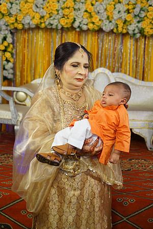 Rafiya & Fahad Mehndi 00114