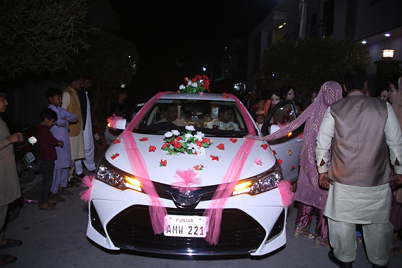 Barat Wedding Photographed by Fatima Studio 00206