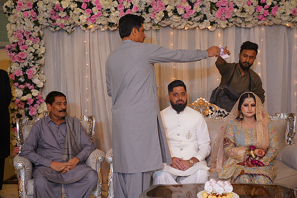 Hassan & Rahila Baat Pakki 00467