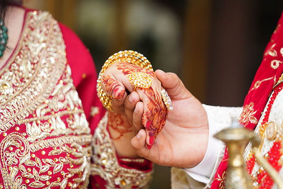Rashid & Amina Barat 00109