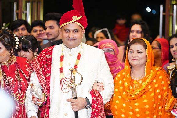 Rashid & Amina Barat 00179