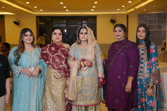 Hassan & Rahila Baat Pakki 00441