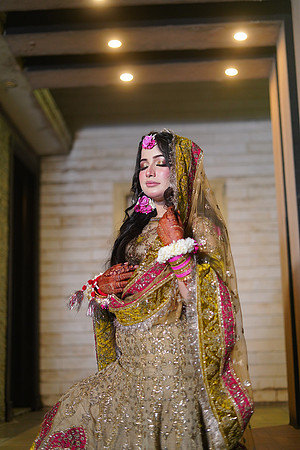 Maryam & Sultan Mehndi 00124