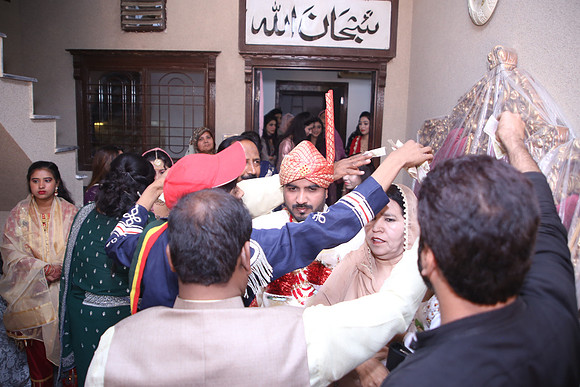 Barat Wedding Photographed by Fatima Studio 00135
