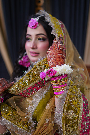 Maryam & Sultan Mehndi 00046