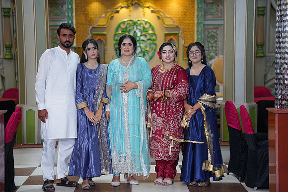 Maryam & Sultan Barat 00452