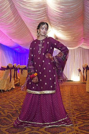 Iqra & Amjad Mehndi 00154