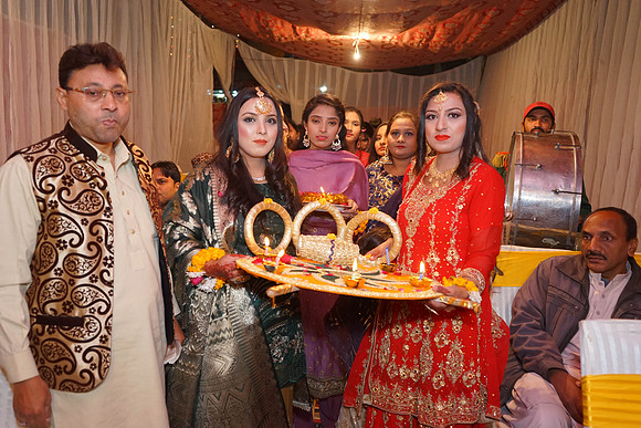 Uzair & Muskan Mehndi 00223