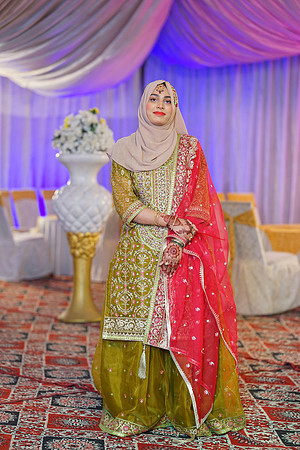Ayesha & Arslan Mehndi 00182