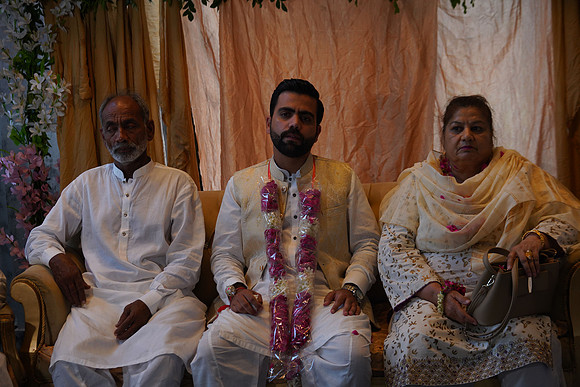 Azhar & Ayesha 00135