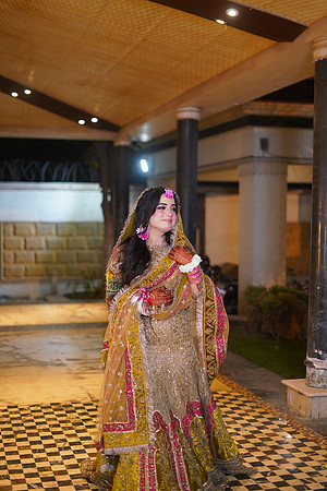 Maryam & Sultan Mehndi 00214
