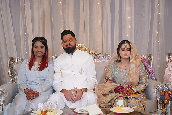 Hassan & Rahila Baat Pakki 00530